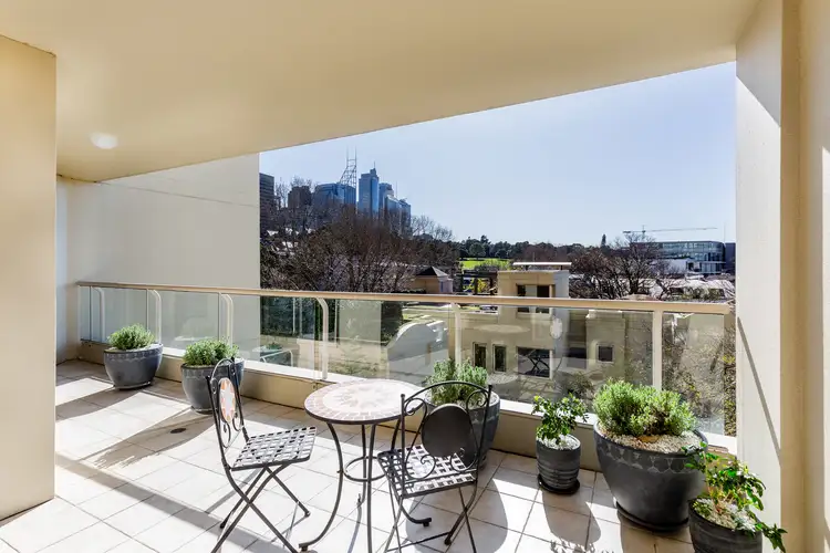305/63 Crown Street, Woolloomooloo NSW 2011
