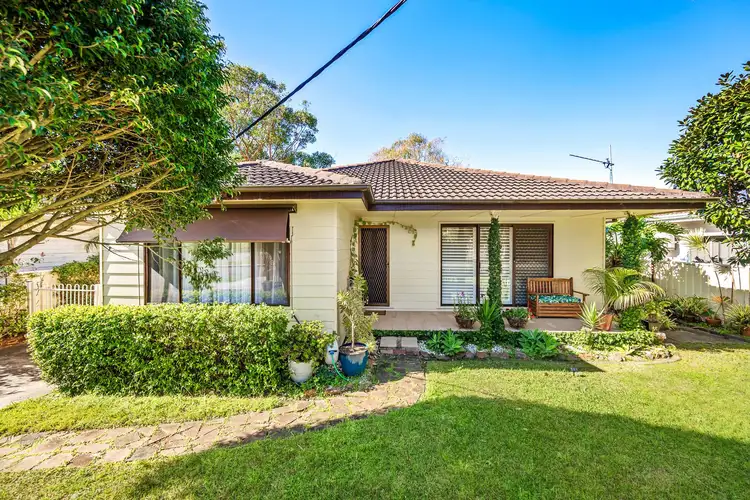 105 Park Avenue, Caves Beach NSW 2281