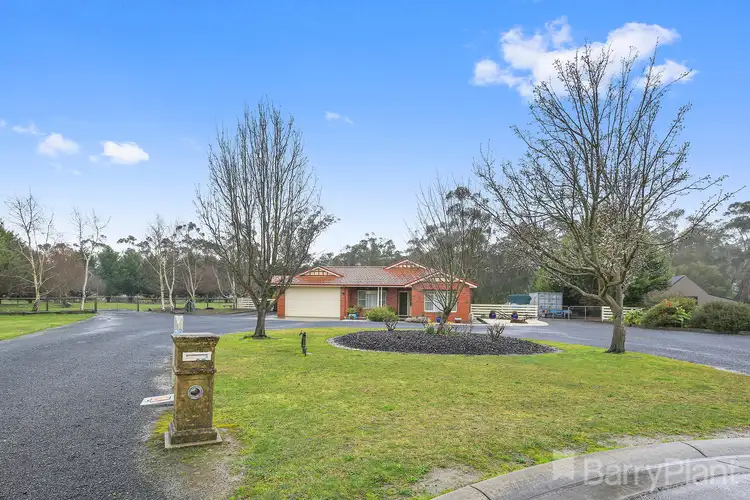 Second view of Homely house listing, 3 John Court, Drouin VIC 3818