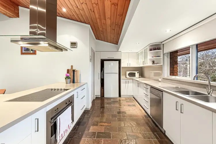 Sixth view of Homely house listing, 2 Laloma Court, Templestowe Lower VIC 3107