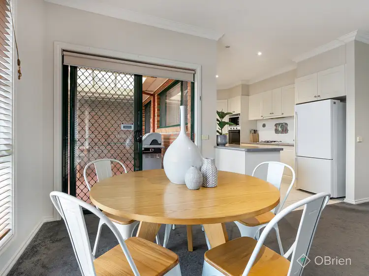 Fourth view of Homely house listing, 20 Eaglescliffe Crescent, Cranbourne VIC 3977