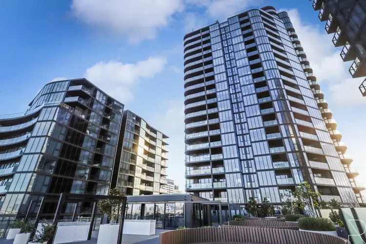 2002/6 Joseph Road, Footscray VIC 3011
