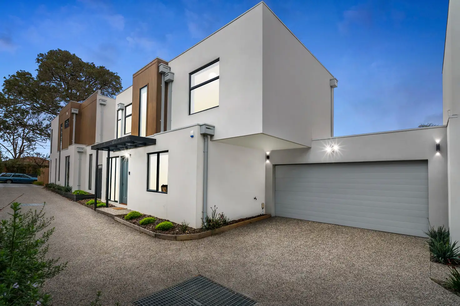 Main view of Homely townhouse listing, 2/10 Winsome Street, Mentone VIC 3194