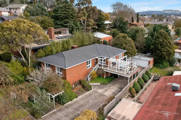 38 Powlett Street, Sunbury VIC 3429
