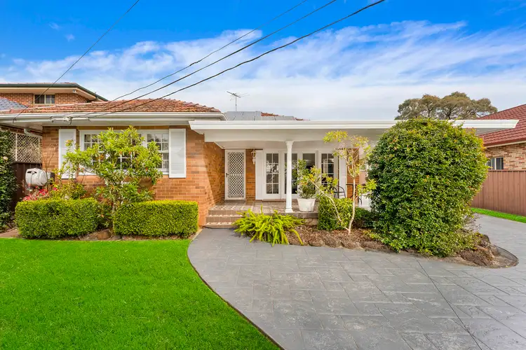 Main view of Homely house listing, 33 Uranus Road, Padstow NSW 2211