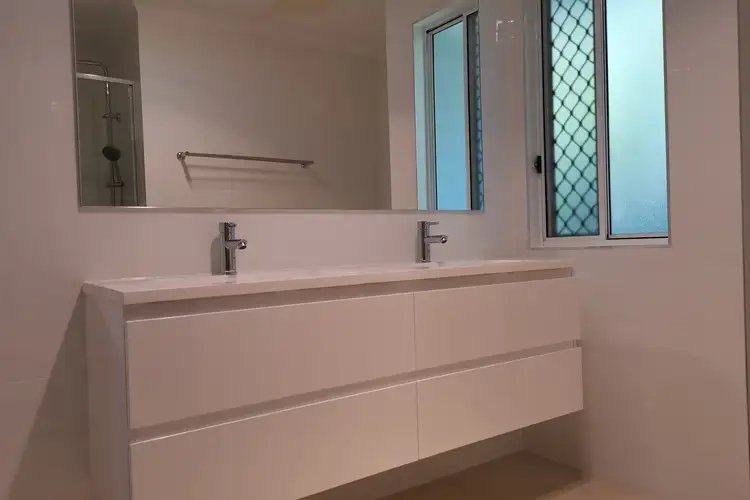 Sixth view of Homely house listing, 1/108 Pohlman Street, Southport QLD 4215