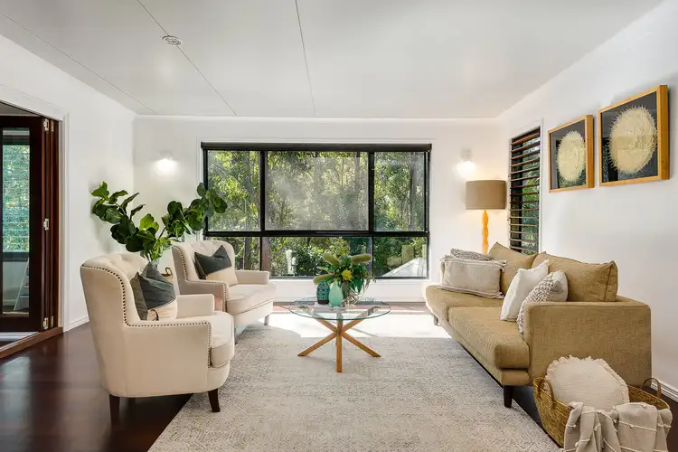 11 Ken Duncombe Drive, Cashmere QLD 4500