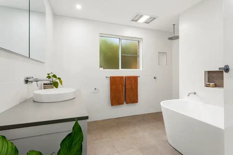 Sixth view of Homely house listing, 8 Edinburgh Close, Valentine NSW 2280