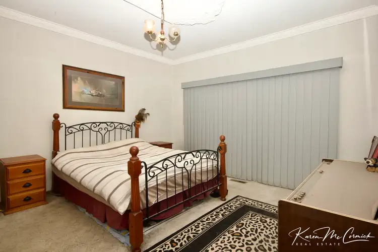 Fourth view of Homely house listing, 2 Renlik Court, Pakenham VIC 3810