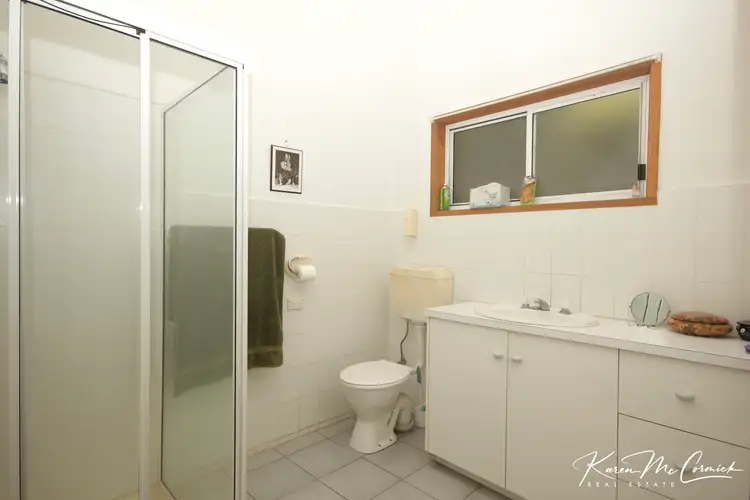 Fifth view of Homely house listing, 2 Renlik Court, Pakenham VIC 3810