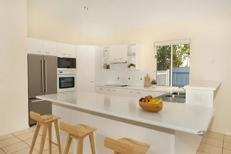 Fourth view of Homely house listing, 2 Lanai Close, Parrearra QLD 4575