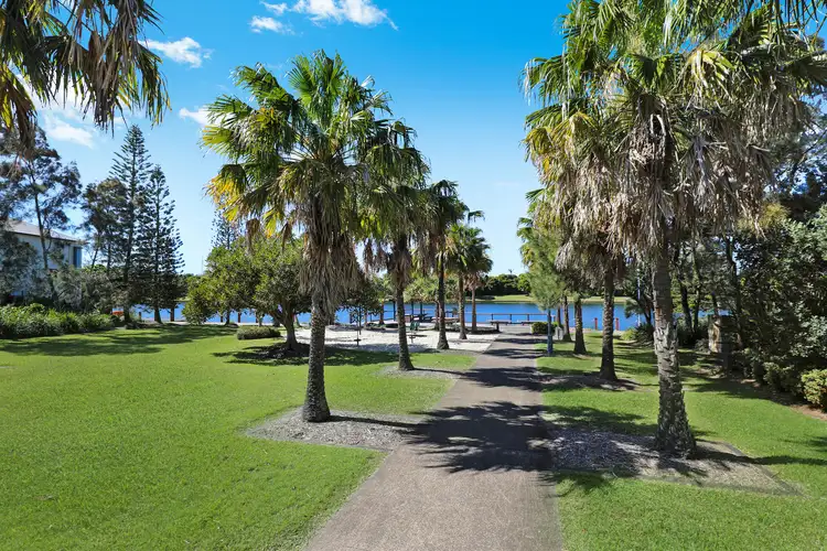 Fifth view of Homely house listing, 2 Lanai Close, Parrearra QLD 4575