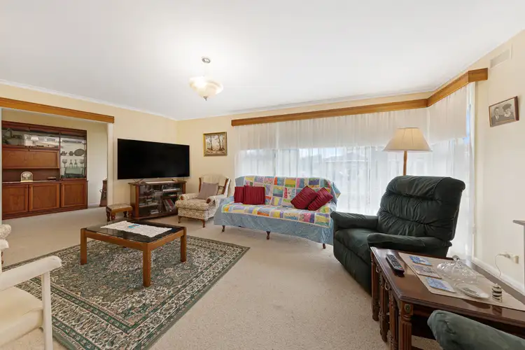 Fourth view of Homely house listing, 8 Floral Place, Warrnambool VIC 3280