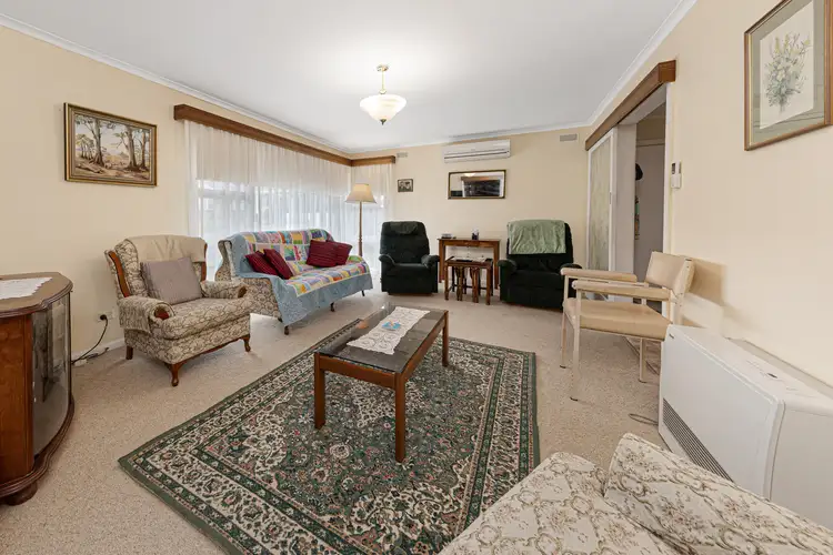 Sixth view of Homely house listing, 8 Floral Place, Warrnambool VIC 3280