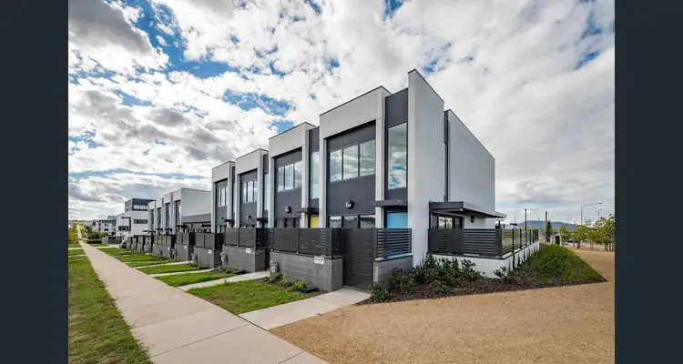 10/2 Max Jacobs Avenue, Wright ACT 2611