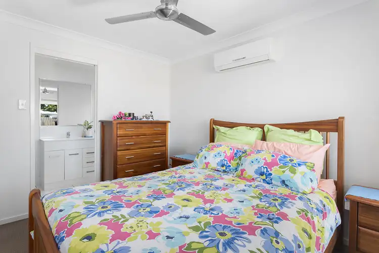 Third view of Homely house listing, 8 Florida Crescent, Parkhurst QLD 4702