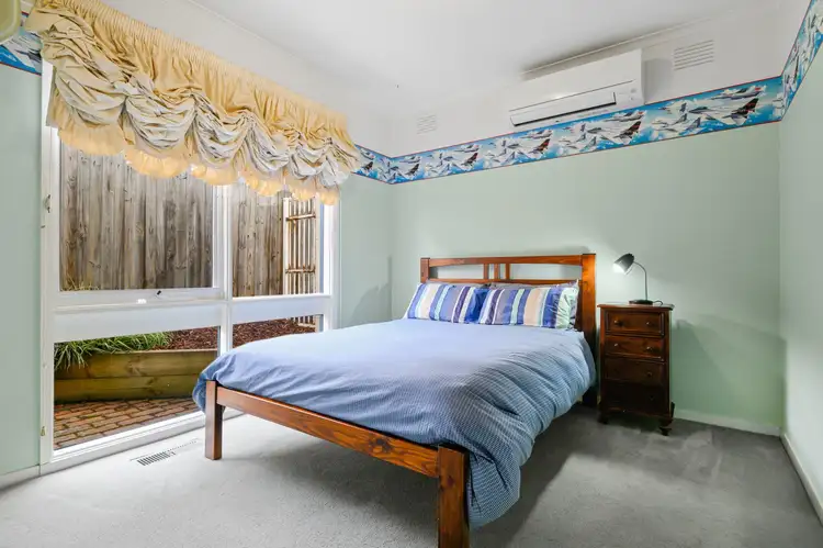 Fifth view of Homely house listing, 8 Prospector Court, Wheelers Hill VIC 3150
