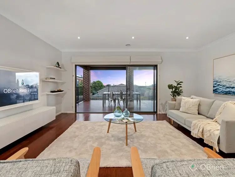 Third view of Homely house listing, 31 Lily Way, Skye VIC 3977