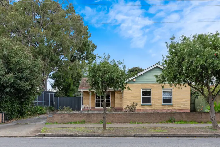 2 Thorne Crescent, Mitchell Park SA 5043