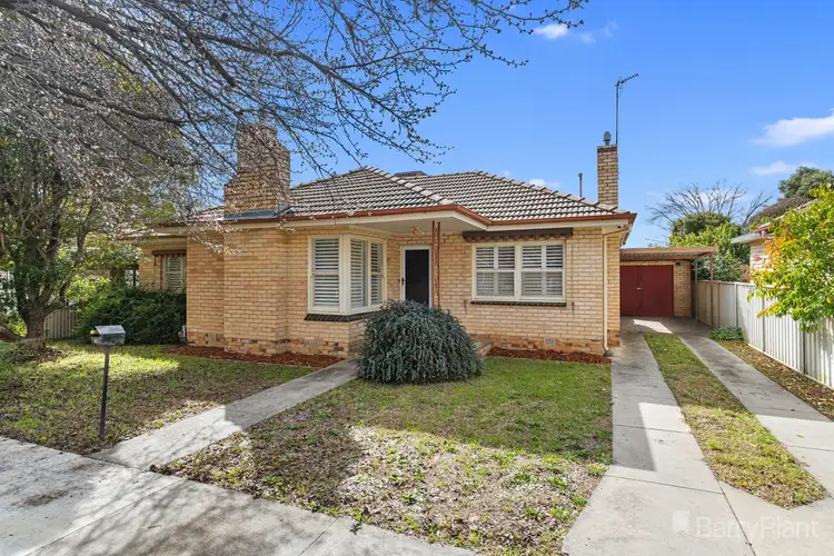 Main view of Homely house listing, 32 Montgomery Crescent, White Hills VIC 3550