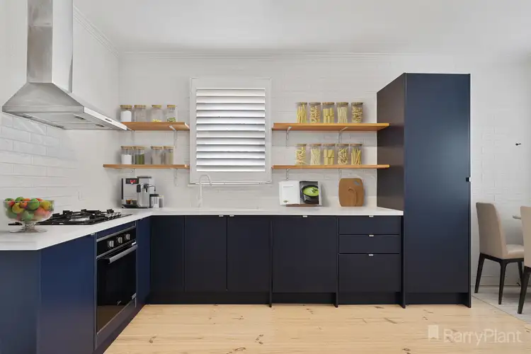 Second view of Homely house listing, 32 Montgomery Crescent, White Hills VIC 3550