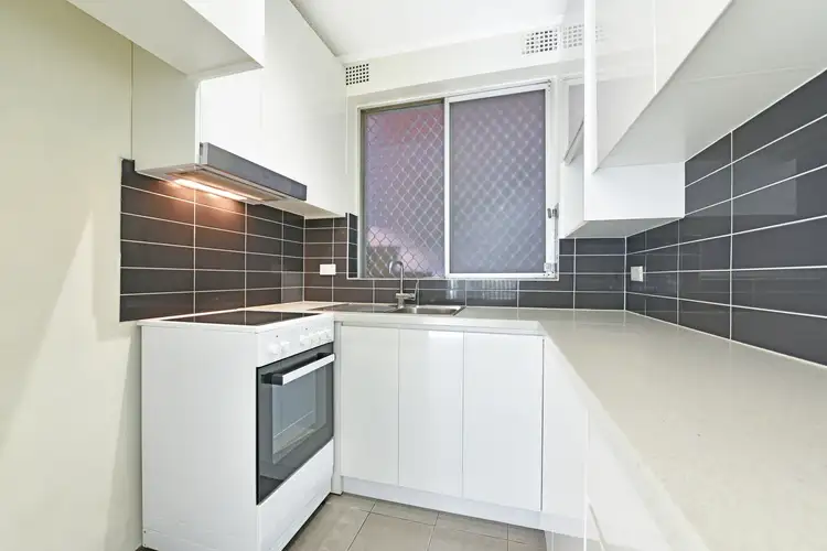 Fifth view of Homely apartment listing, 8/10 Bank Street, Meadowbank NSW 2114