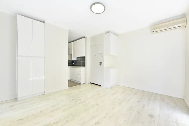 Sixth view of Homely apartment listing, 8/10 Bank Street, Meadowbank NSW 2114