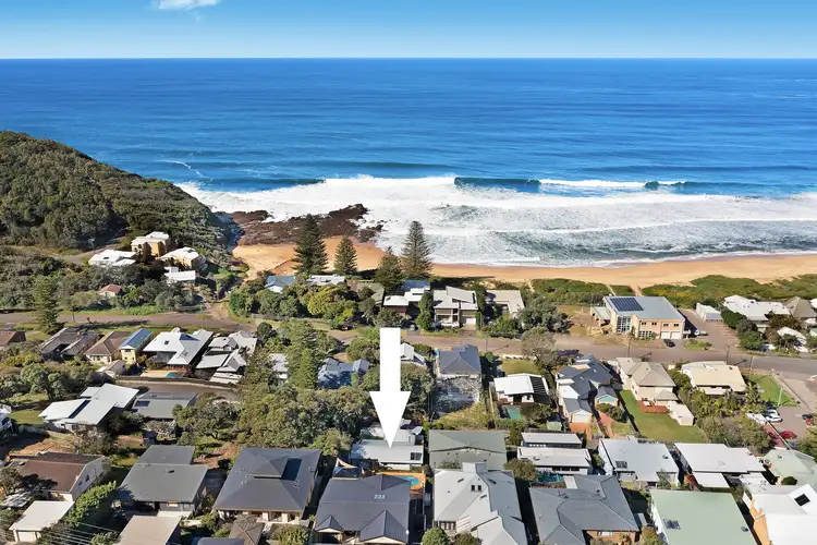 18 Bulbararing Road, North Avoca NSW 2260