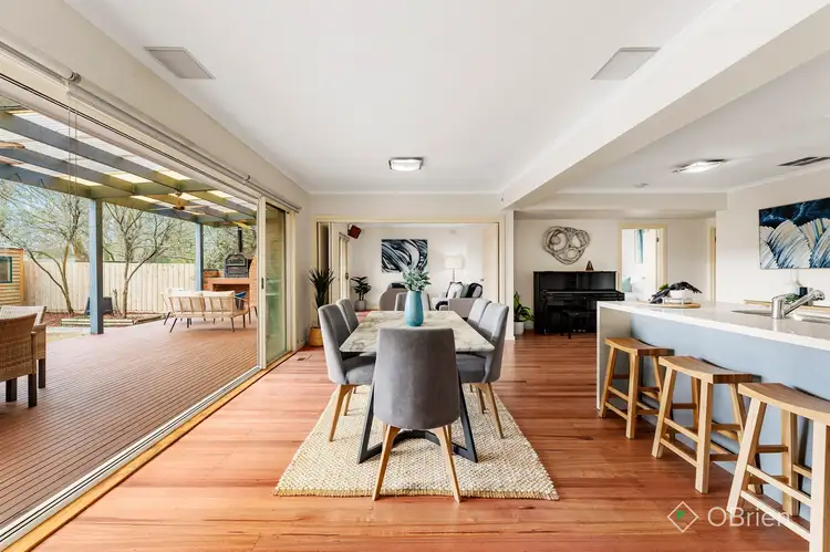 Second view of Homely house listing, 25 Barossa Avenue, Vermont South VIC 3133