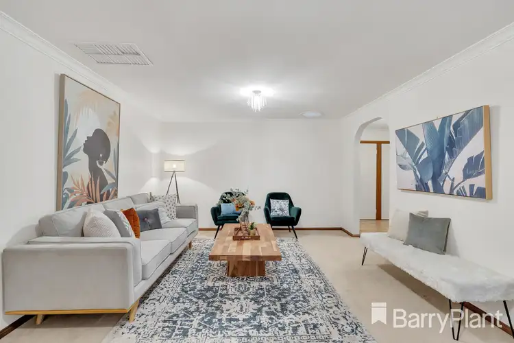Second view of Homely unit listing, 2/13 Lee Avenue, Mount Waverley VIC 3149