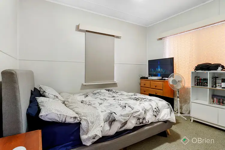 Fifth view of Homely house listing, 1 Roberta Grove, Frankston VIC 3199