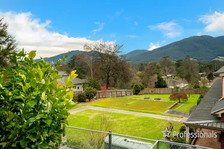 Third view of Homely house listing, 5 Hilltop Court, Yarra Junction VIC 3797