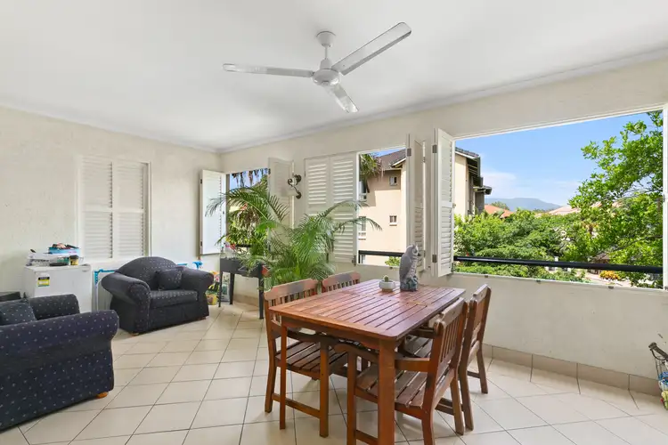 517/2 Greenslopes Street, Cairns North QLD 4870