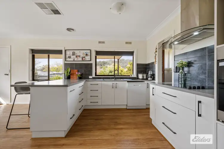Fourth view of Homely house listing, 2 Scarborough Drive, Wodonga VIC 3690