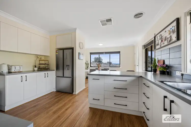 Fifth view of Homely house listing, 2 Scarborough Drive, Wodonga VIC 3690
