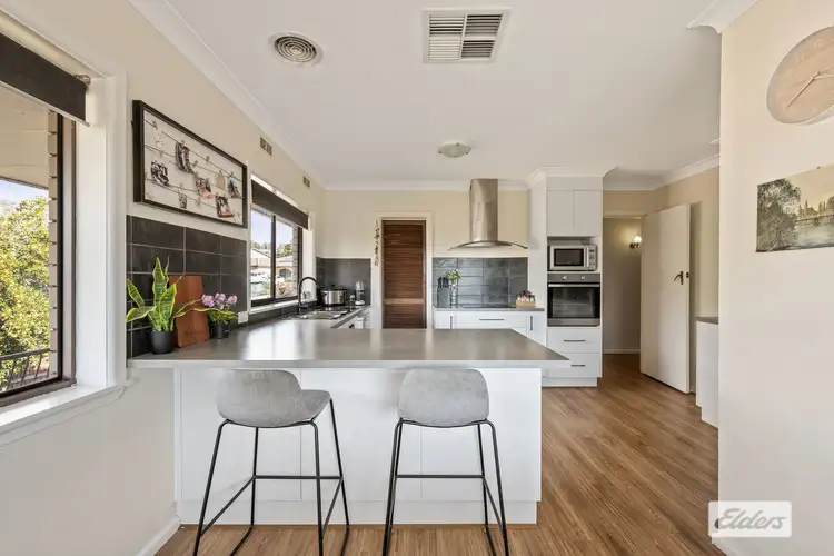 Sixth view of Homely house listing, 2 Scarborough Drive, Wodonga VIC 3690