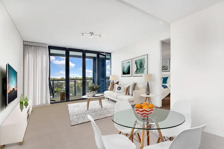 813/1 Sterling Circuit, Camperdown NSW 2050