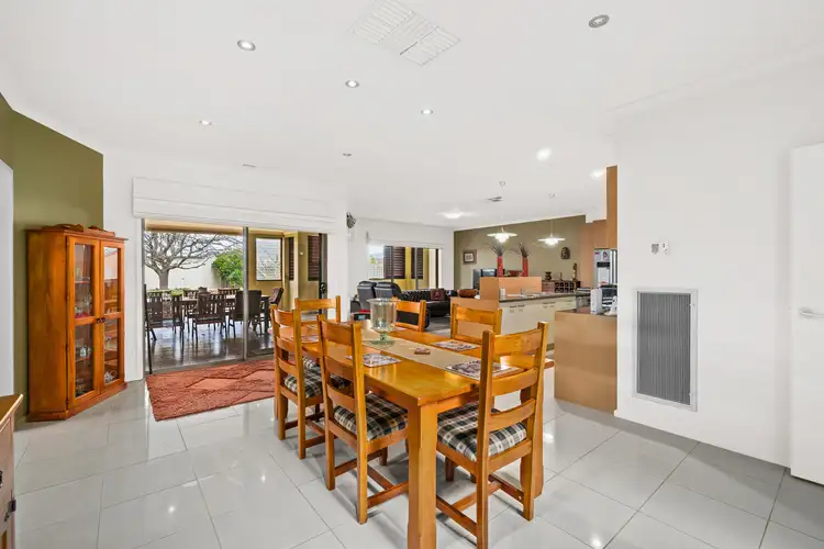 Sixth view of Homely house listing, 3 Avon Close, Traralgon VIC 3844