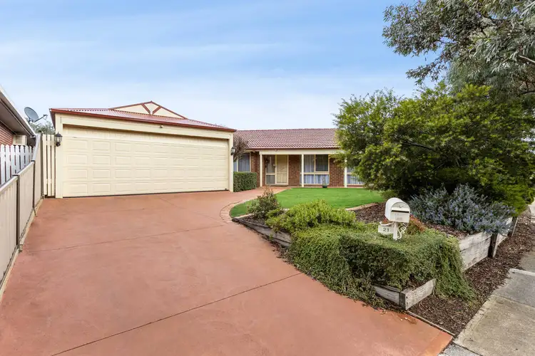 21 Dunrossil Drive, Sunbury VIC 3429