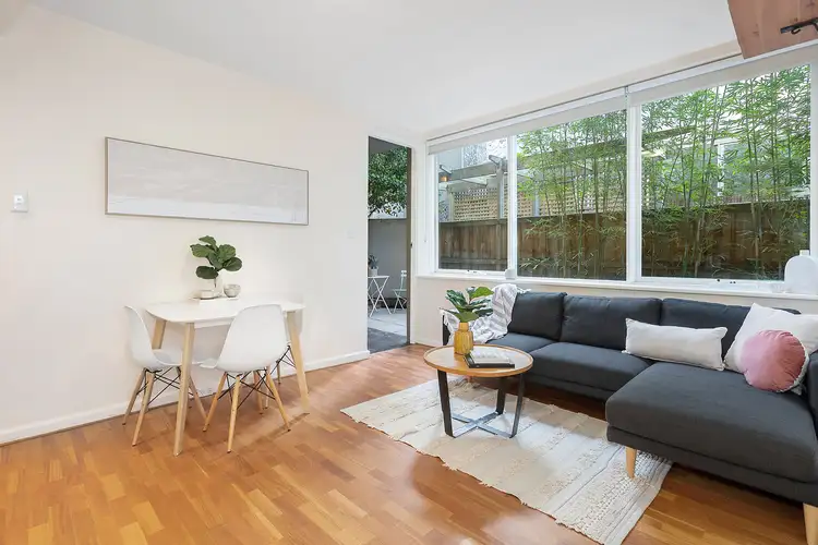 Main view of Homely apartment listing, 11/3-5 Coleridge Street, Elwood VIC 3184