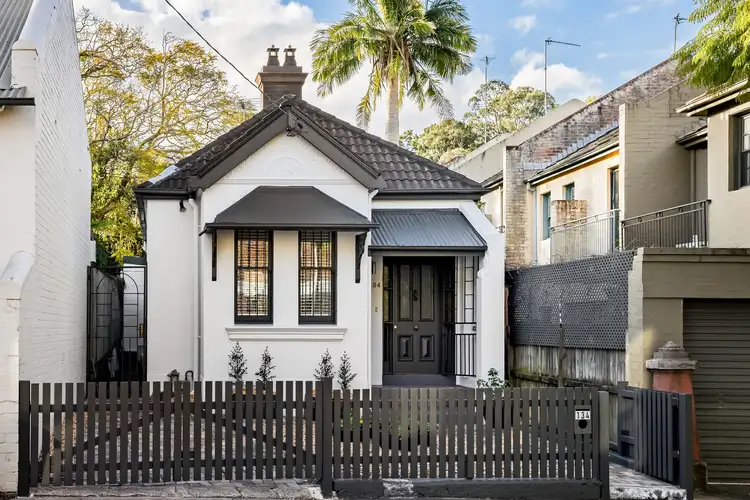 134 Wilson Street, Newtown NSW 2042