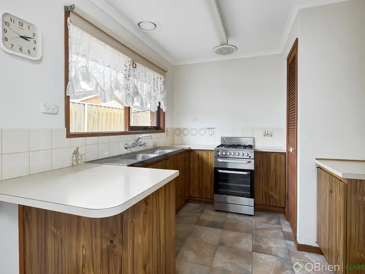 Fifth view of Homely unit listing, 4/7-9 Princes Way, Drouin VIC 3818