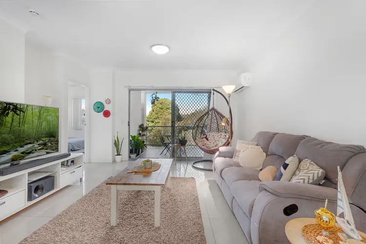 Main view of Homely unit listing, 3/3 Besham Parade, Wynnum QLD 4178