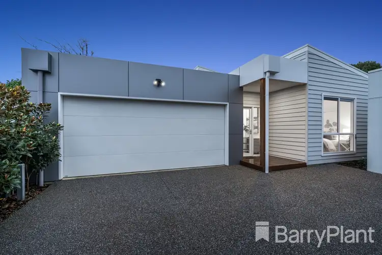 2/8 Donald Street, Belmont VIC 3216