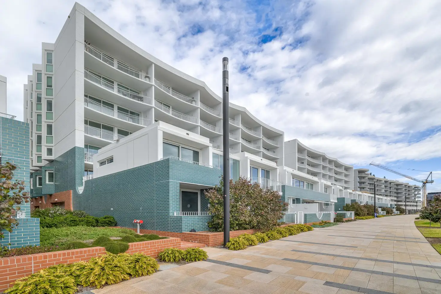 Main view of Homely unit listing, 208/23 Honeysuckle Drive, Newcastle NSW 2300