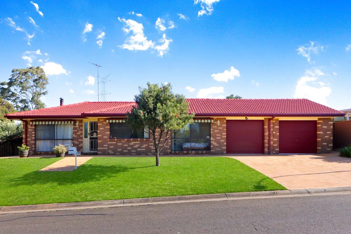 Main view of Homely house listing, 124 Weaver Street, Erskine Park NSW 2759