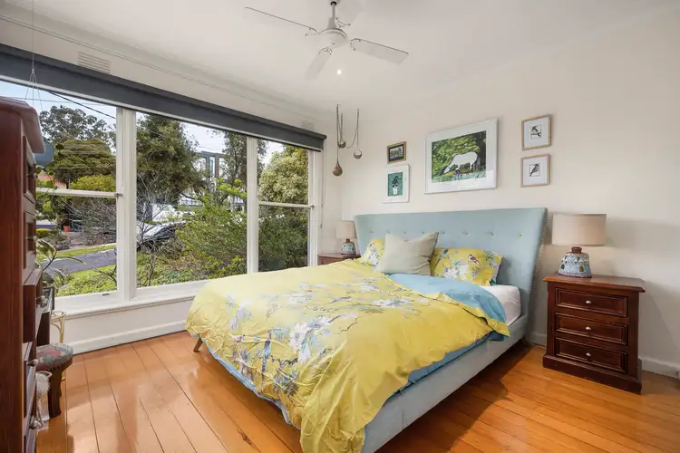Sixth view of Homely house listing, 10 Lind Street, Strathmore VIC 3041