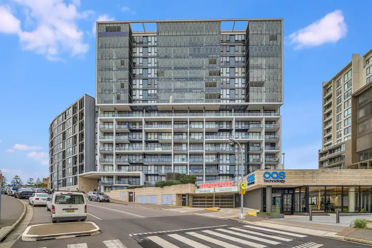 Second view of Homely unit listing, 301/75 Shortland Esplanade, Newcastle NSW 2300