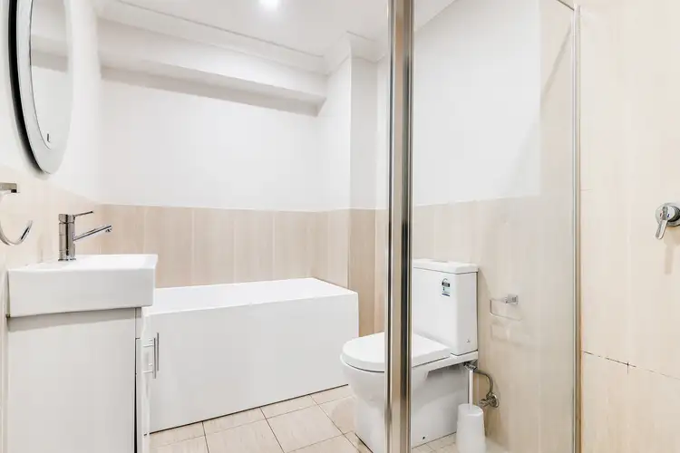 Sixth view of Homely unit listing, 2/4-6 Junia Avenue, Toongabbie NSW 2146