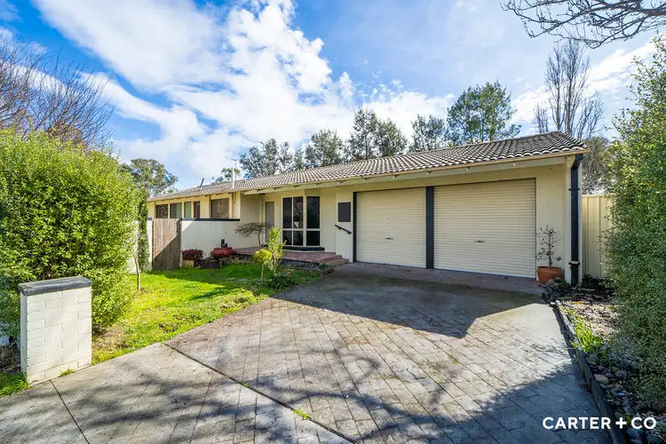 11 Nivison Place, Charnwood ACT 2615